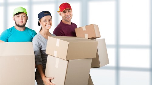 Local removal company managing a smooth move in Hackney